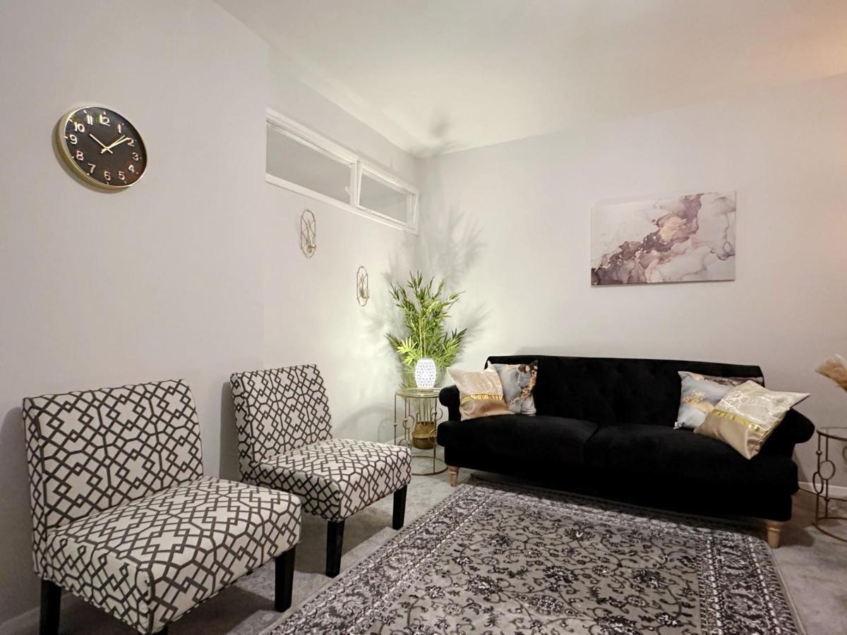 Zoey Place Near Thames River - 2 Double Beds, 1 Single Bed, Spacious, Ideal For Families Λονδίνο Εξωτερικό φωτογραφία